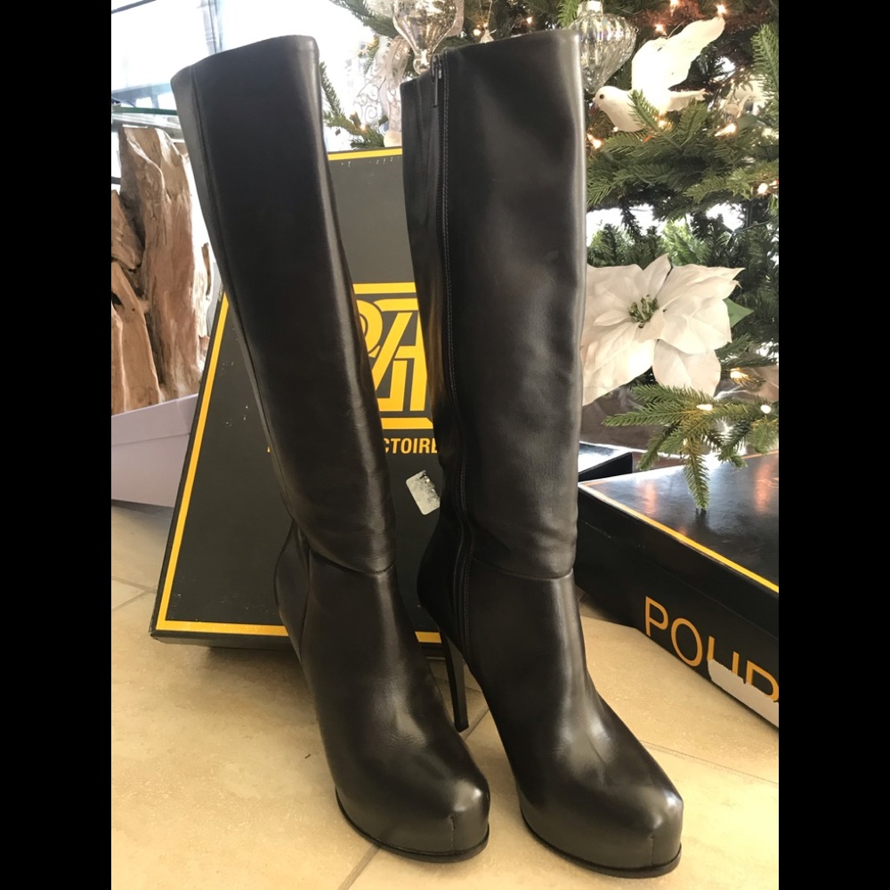 Boots Pour La Victoire